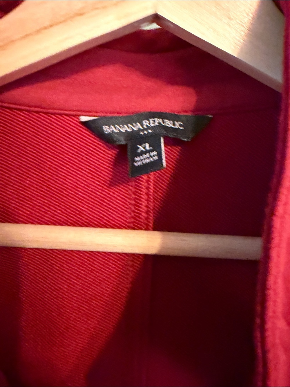 Banana Republic Red Lightweight Zip Windbreaker - Picture 2 of 2